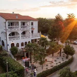 Restaurant & Nino Gasthof